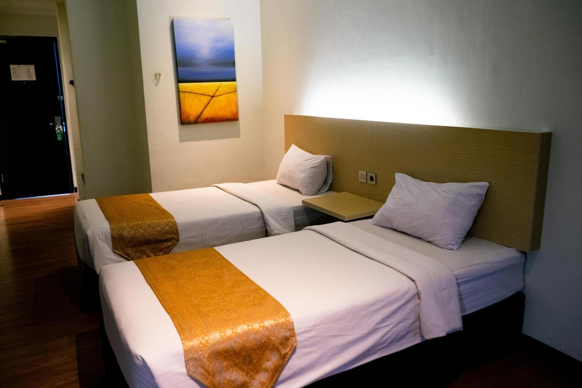 Yunna Hotel Lampung Bandar Lampung Luaran gambar